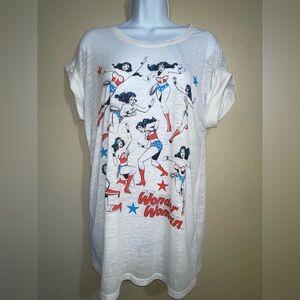 Wonder Woman Graphic T-Shirt